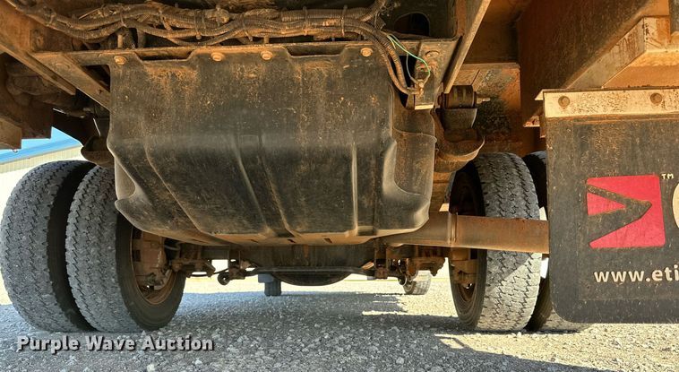 image for item DQ1449 2015 Dodge Ram 5500  bucket truck