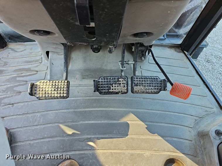 image for item DR5770 2007 Case JX1100U  tractor