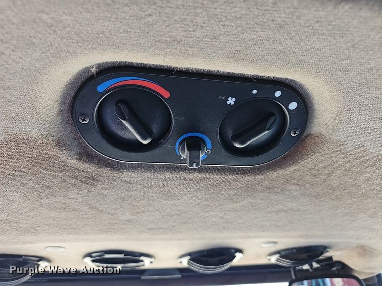 image for item DR5770 2007 Case JX1100U  tractor