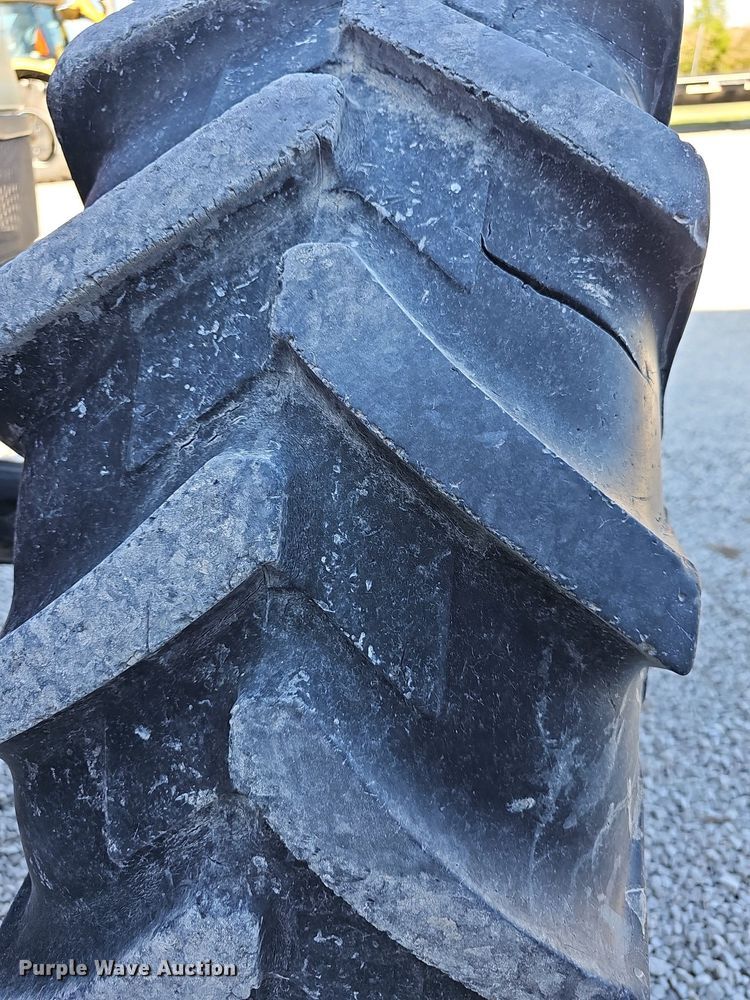 image for item DR5770 2007 Case JX1100U  tractor