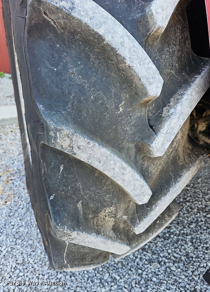 image for item DR5770 2007 Case JX1100U  tractor