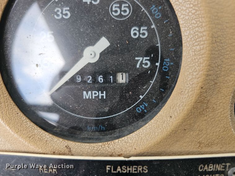 image for item DR5779 1983 Ford 8000  fire truck