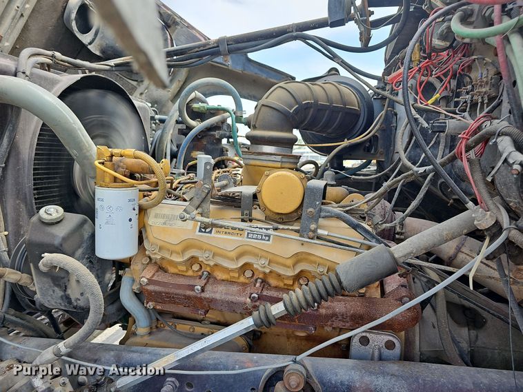 image for item DR5779 1983 Ford 8000  fire truck