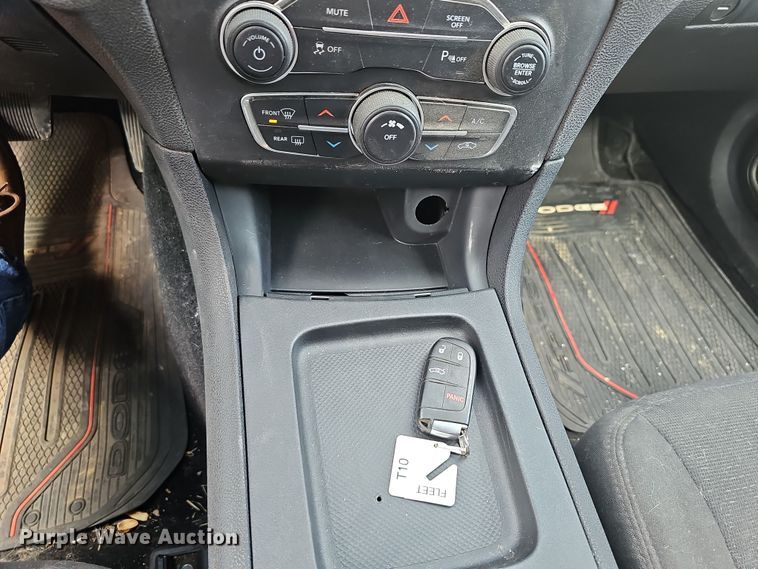 image for item DR5781 2020 Dodge Charger Police