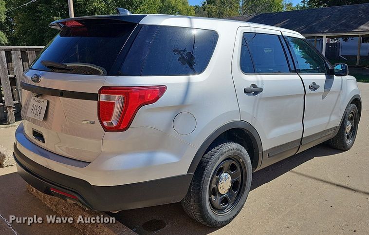 image for item DR5790 2016 Ford Explorer Police  SUV