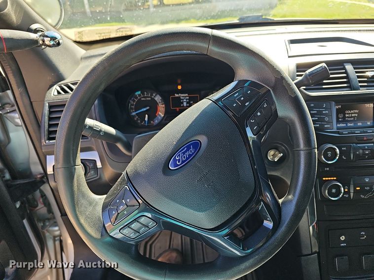 image for item DR5790 2016 Ford Explorer Police  SUV