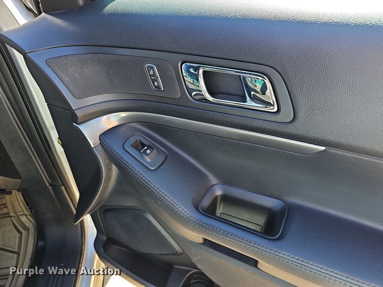 image for item DR5790 2016 Ford Explorer Police  SUV