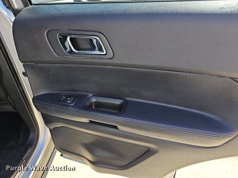 image for item DR5790 2016 Ford Explorer Police  SUV