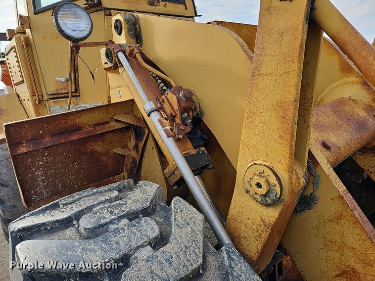 image for item DS5641 1969 Caterpillar 930  wheel loader