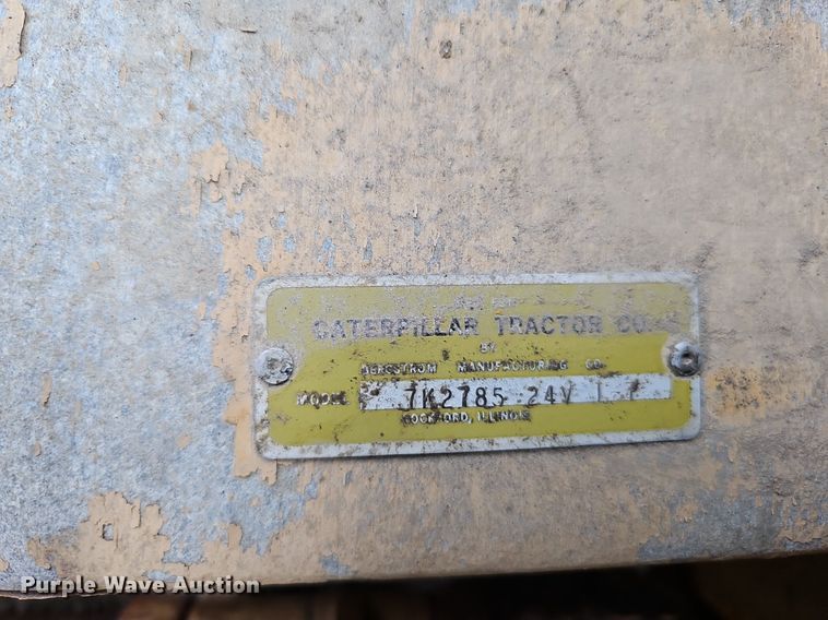 image for item DS5641 1969 Caterpillar 930  wheel loader