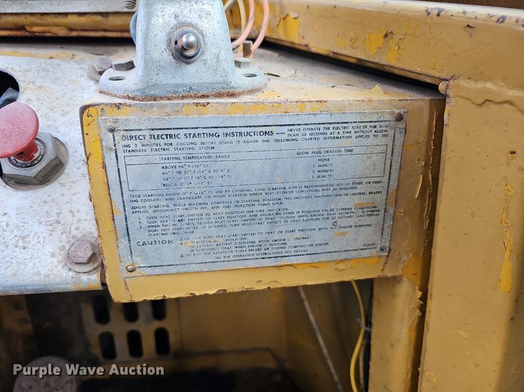 image for item DS5641 1969 Caterpillar 930  wheel loader