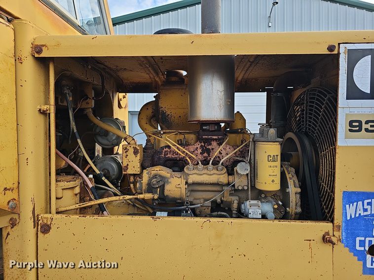 image for item DS5641 1969 Caterpillar 930  wheel loader