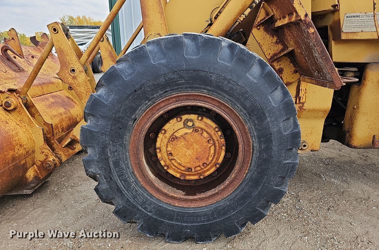 image for item DS5641 1969 Caterpillar 930  wheel loader