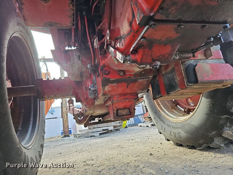 image for item DS5642 1978 International F1086  tractor