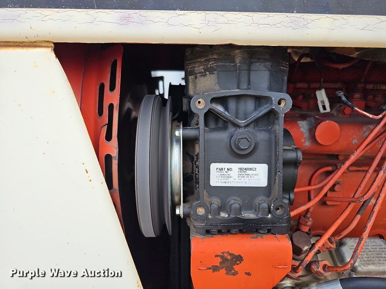 image for item DS5642 1978 International F1086  tractor