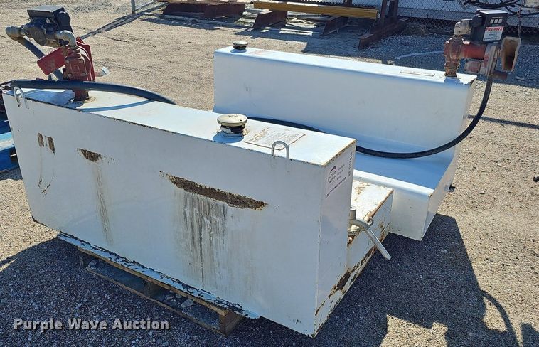 image for item DS5646 (2) fuel tanks