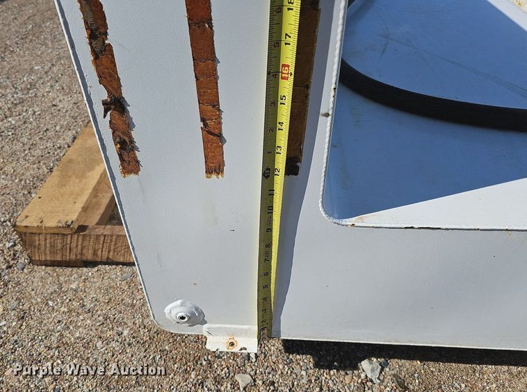 image for item DS5646 (2) fuel tanks