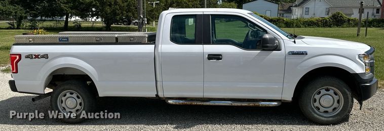 image for item DV1045 2017 Ford F150  SuperCab pickup truck