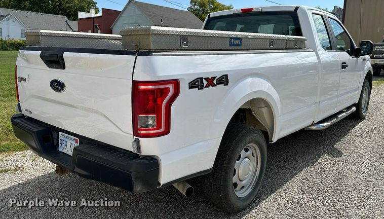 image for item DV1045 2017 Ford F150  SuperCab pickup truck