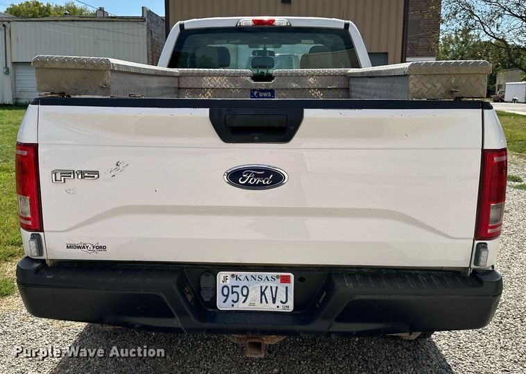 image for item DV1045 2017 Ford F150  SuperCab pickup truck