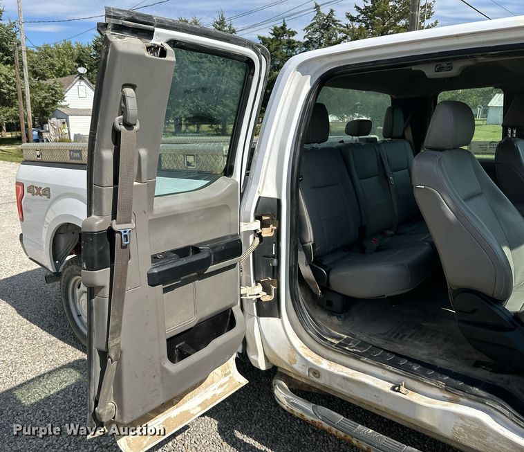 image for item DV1045 2017 Ford F150  SuperCab pickup truck