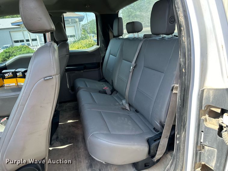 image for item DV1045 2017 Ford F150  SuperCab pickup truck