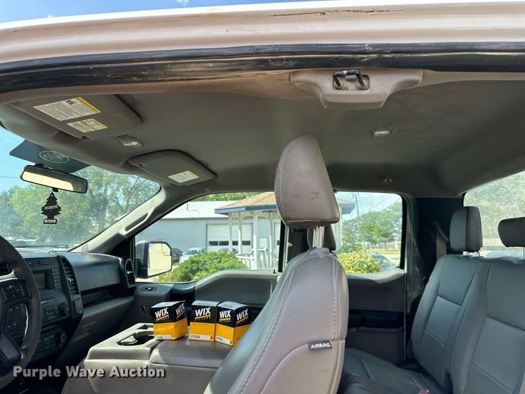 image for item DV1045 2017 Ford F150  SuperCab pickup truck