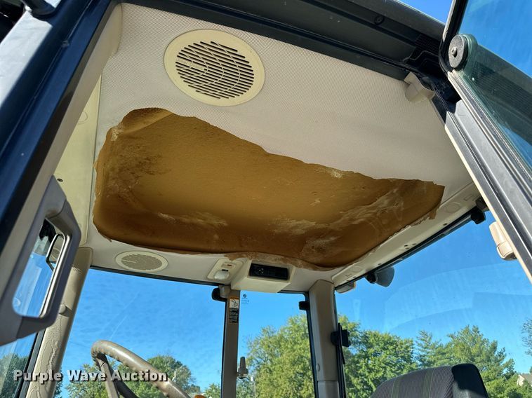 image for item DW2788 2009 John Deere 6430  MFWD tractor