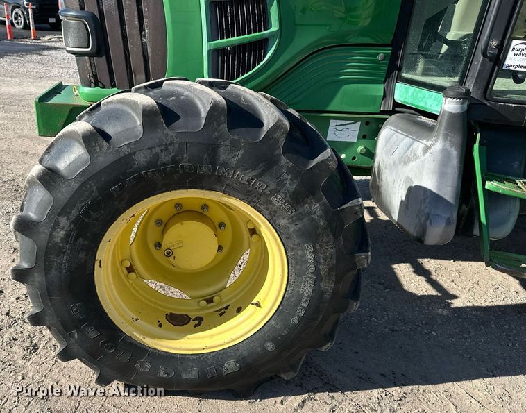 image for item DW2788 2009 John Deere 6430  MFWD tractor