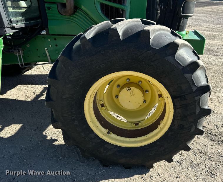 image for item DW2788 2009 John Deere 6430  MFWD tractor