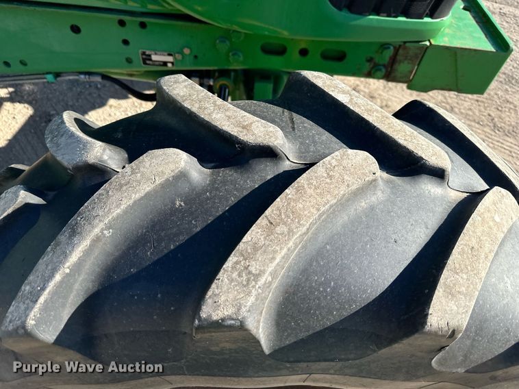 image for item DW2788 2009 John Deere 6430  MFWD tractor