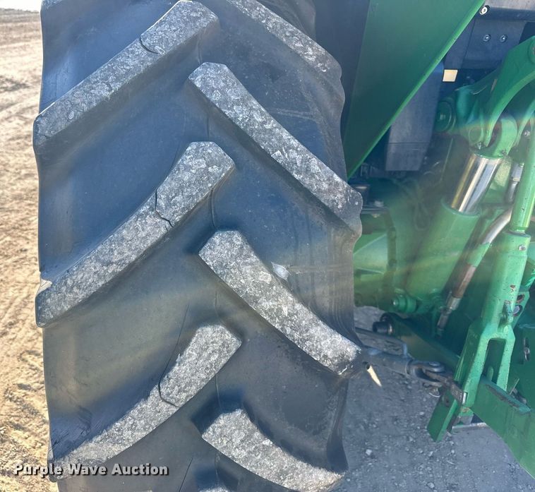 image for item DW2788 2009 John Deere 6430  MFWD tractor