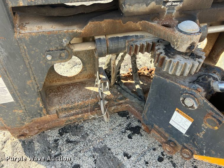 image for item DW2795 Bobcat 709FDS  skid steer backhoe