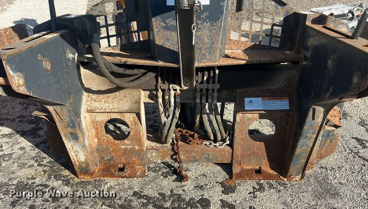 image for item DW2795 Bobcat 709FDS  skid steer backhoe