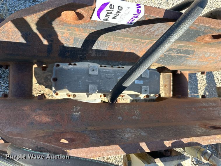 image for item DW2813 Plate compactor