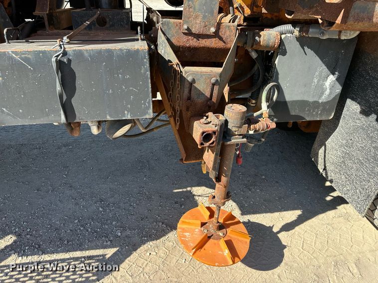 image for item DW2822 2003 International 5500i  dump truck