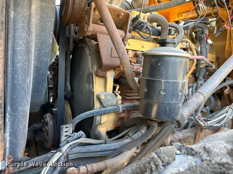 image for item DW2822 2003 International 5500i  dump truck