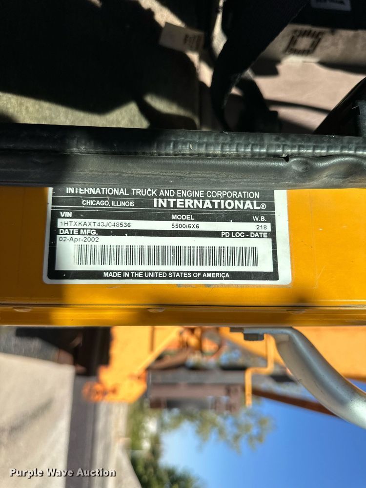 image for item DW2822 2003 International 5500i  dump truck