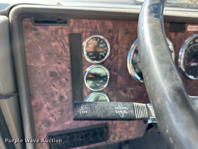 image for item DW2822 2003 International 5500i  dump truck