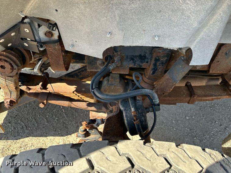 image for item DW2822 2003 International 5500i  dump truck