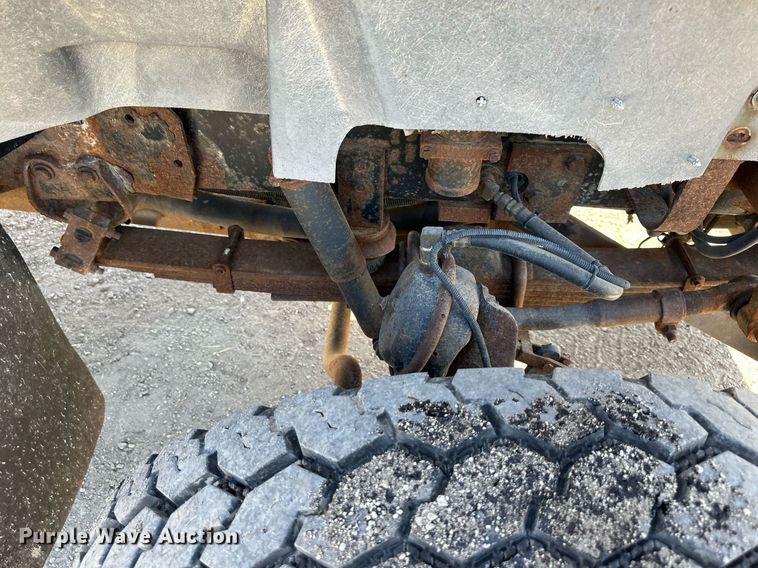 image for item DW2822 2003 International 5500i  dump truck