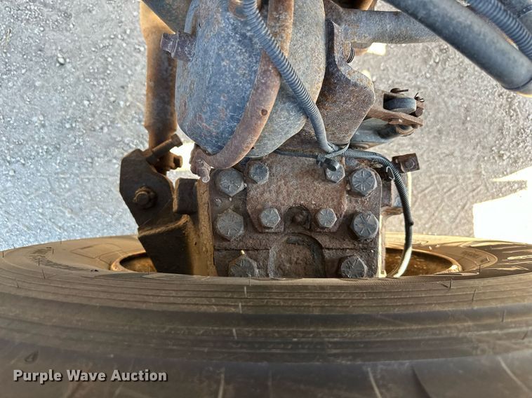 image for item DW2822 2003 International 5500i  dump truck