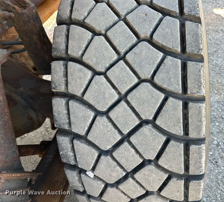 image for item DW2822 2003 International 5500i  dump truck