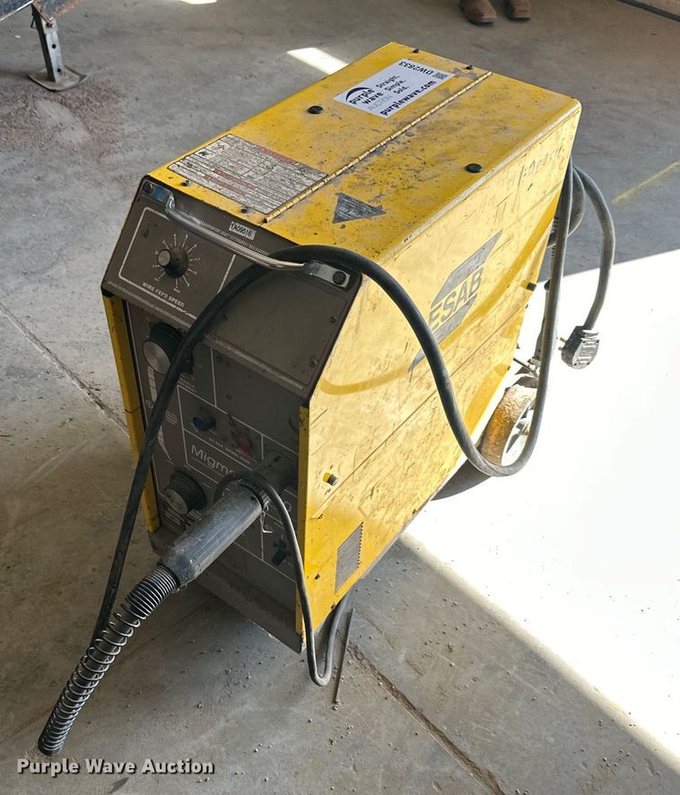 image for item DW2833 Esab Migmaster 250  welder