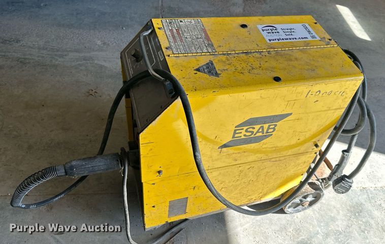 image for item DW2833 Esab Migmaster 250  welder