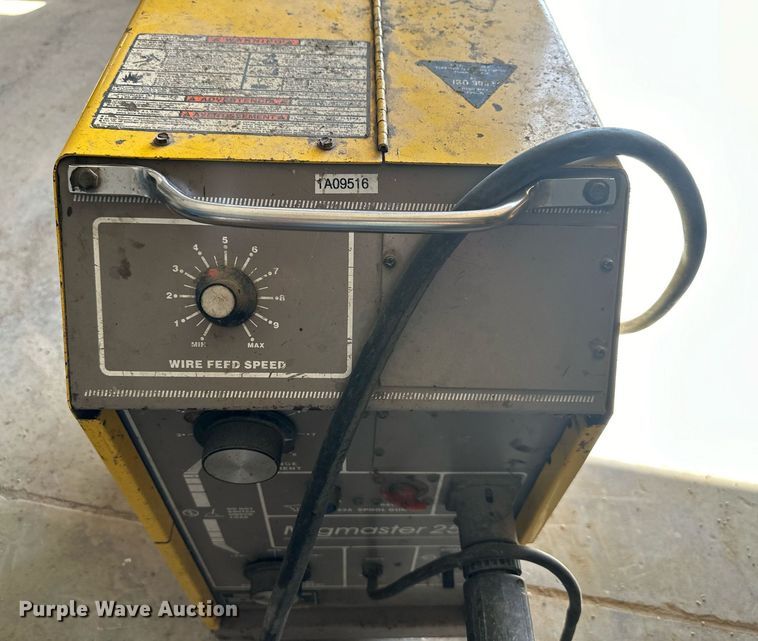 image for item DW2833 Esab Migmaster 250  welder