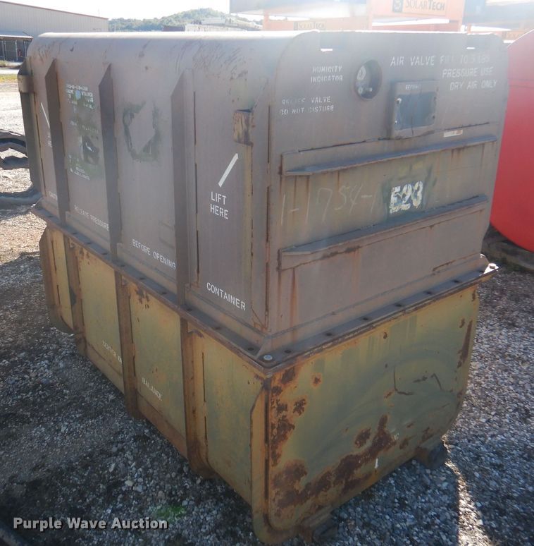 image for item DY9739 Engine container