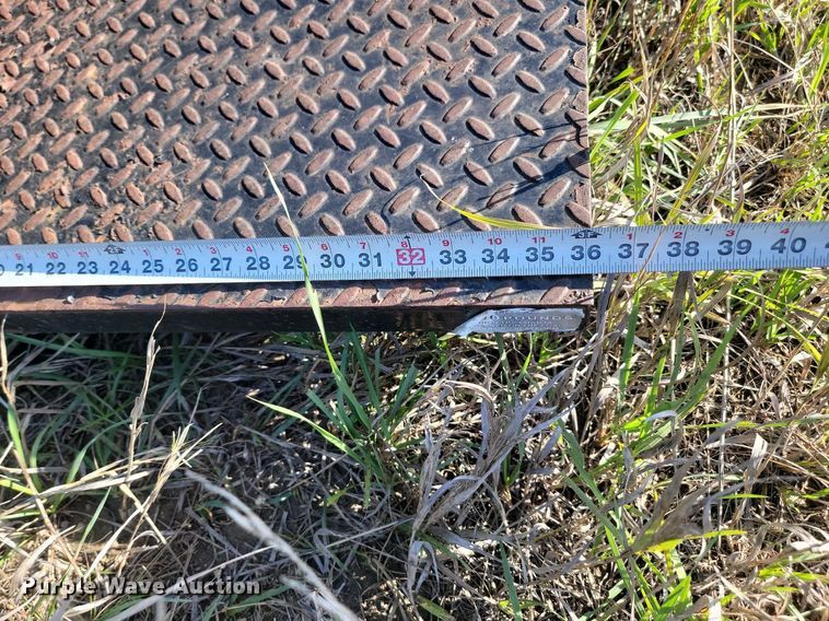 image for item JG9788 End gate lift