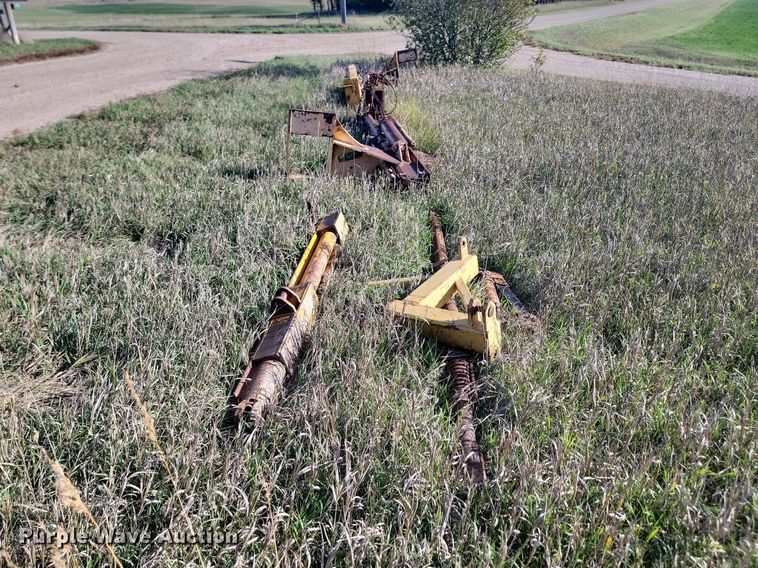 image for item JG9789 Wing plow