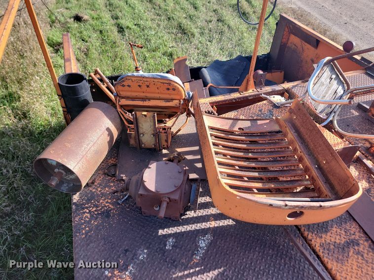 image for item JG9790 (2) chip spreaders